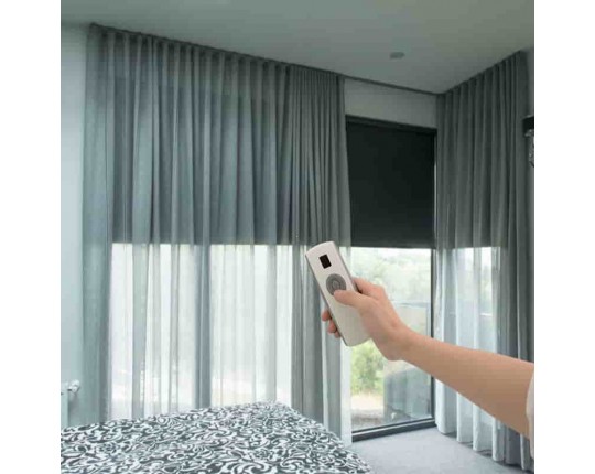 Automatic remote Curtain 
